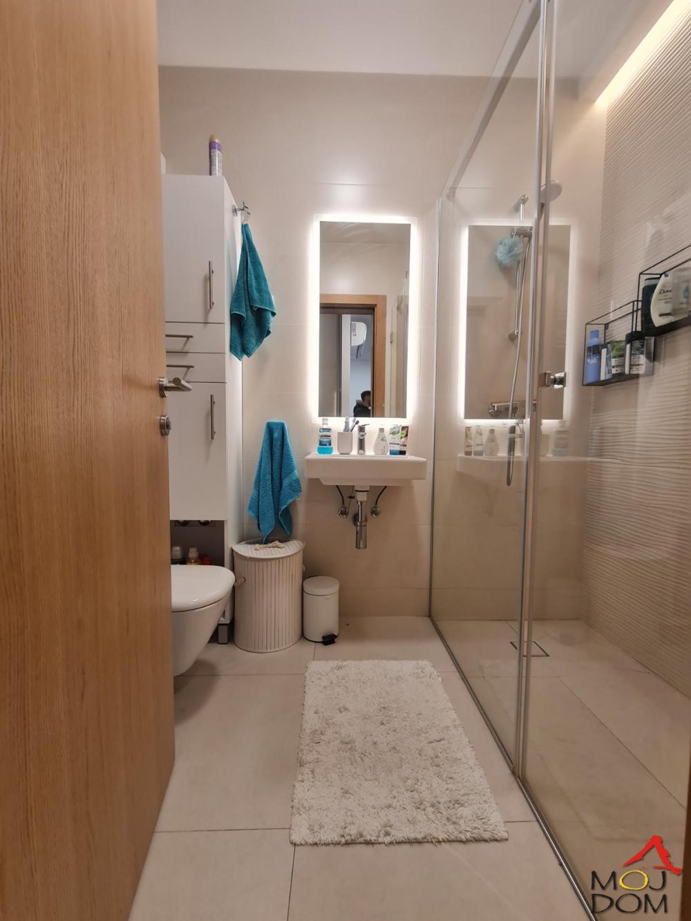 Slika 6 - Stan,NOVI SAD,BULEVAR EVROPE,kv: 43, € 140000, ID: 1031613