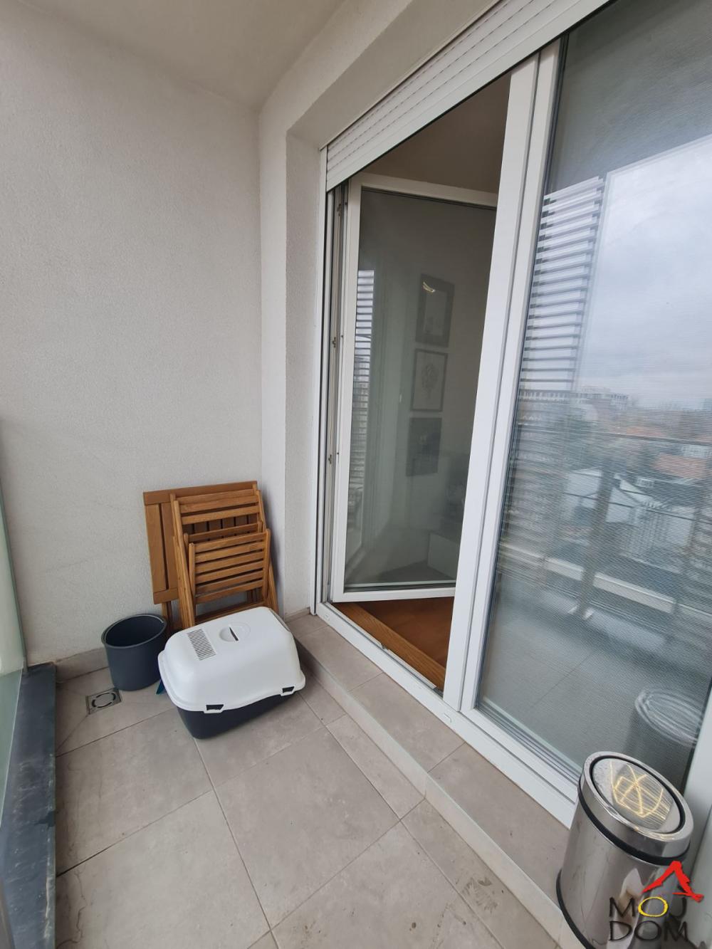 Slika 8 - Stan,NOVI SAD,BULEVAR EVROPE,kv: 43, € 140000, ID: 1031613