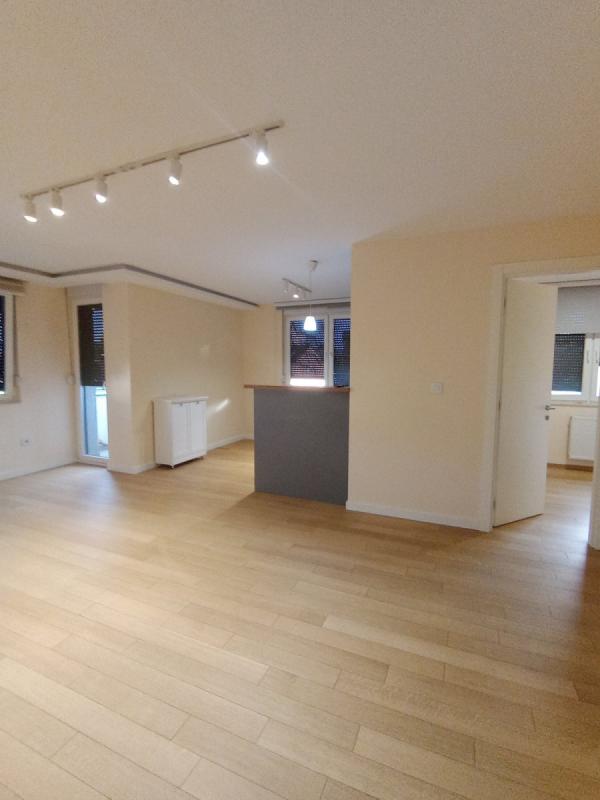 Slika 5 - Stan,NOVI SAD,TELEP,kv: 75.00, € 195000, ID: 1058393