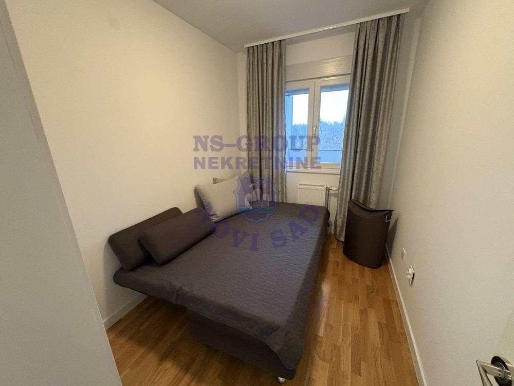 Slika 5 - Š:561444 Dvoiposoban na Novom Naselju!