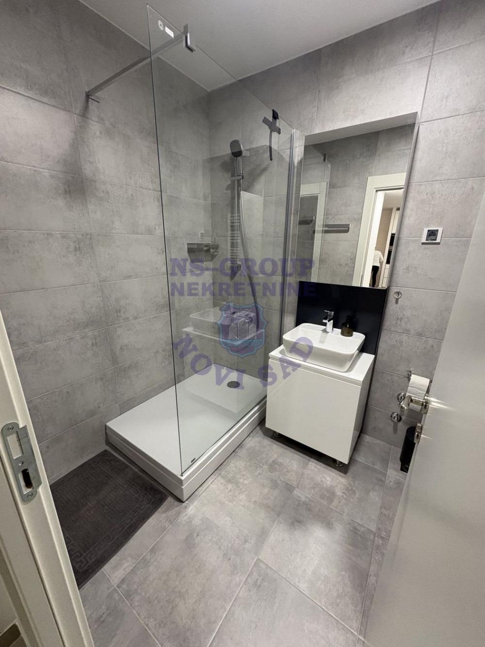 Slika 7 - Š:561444 Dvoiposoban na Novom Naselju!