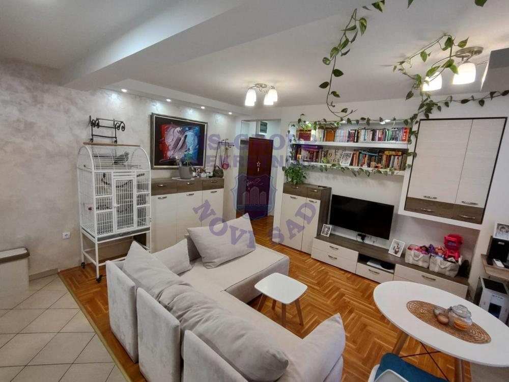 Glavna slika -Prodaja stana, 42m2, Grbavica Novi Sad