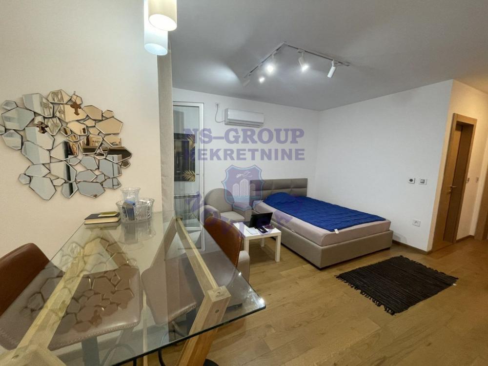 Glavna slika -Odlicna garsonjera u Cara Dusana!