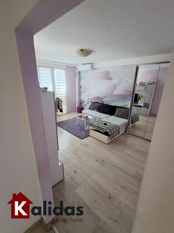 Slika 1 - Stan,NOVI SAD,ŽELEZNIČKA STANICA,kv: 51, € 134930, ID: 1008431