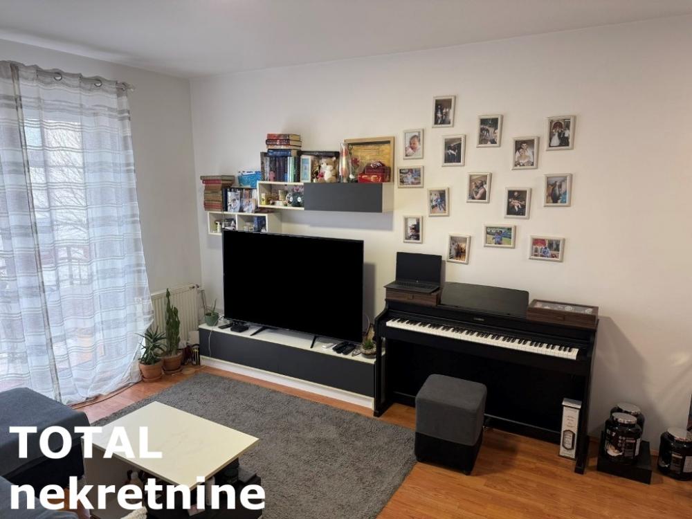 Slika 2 - Stan,NOVI SAD,ADICE,kv: 52.00, € 122000, ID: 1102014