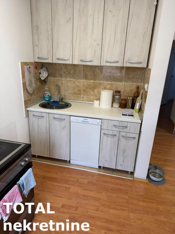 Slika 9 - Stan,NOVI SAD,ADICE,kv: 52.00, € 122000, ID: 1102014