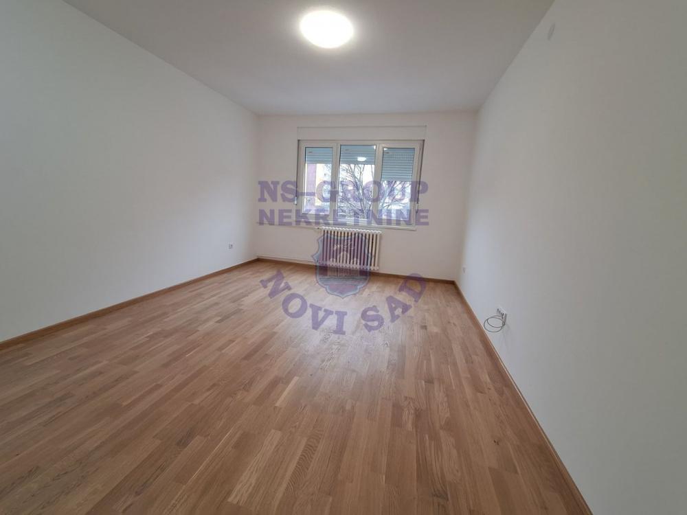 Slika 2 - Top garsonjera na Novom Naselju!