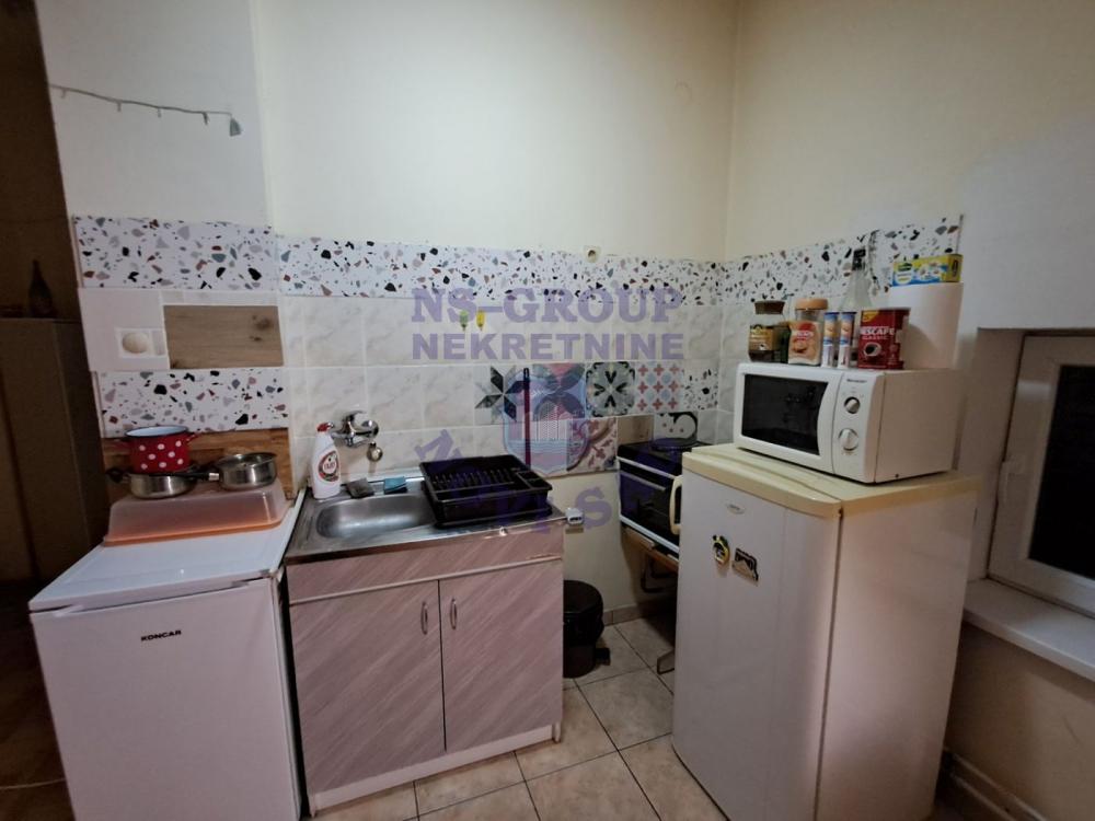 Slika 2 - Š:561470 Jednoiposoban na Socijalnom!