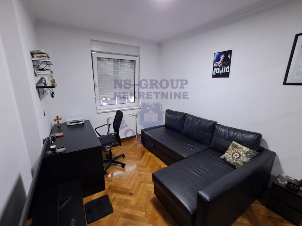 Slika 4 - Š:561167 Trosoban na Podbari!