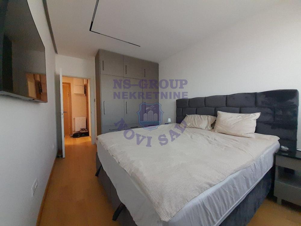 Slika 5 - Trosoban stan u Cara Dušana 