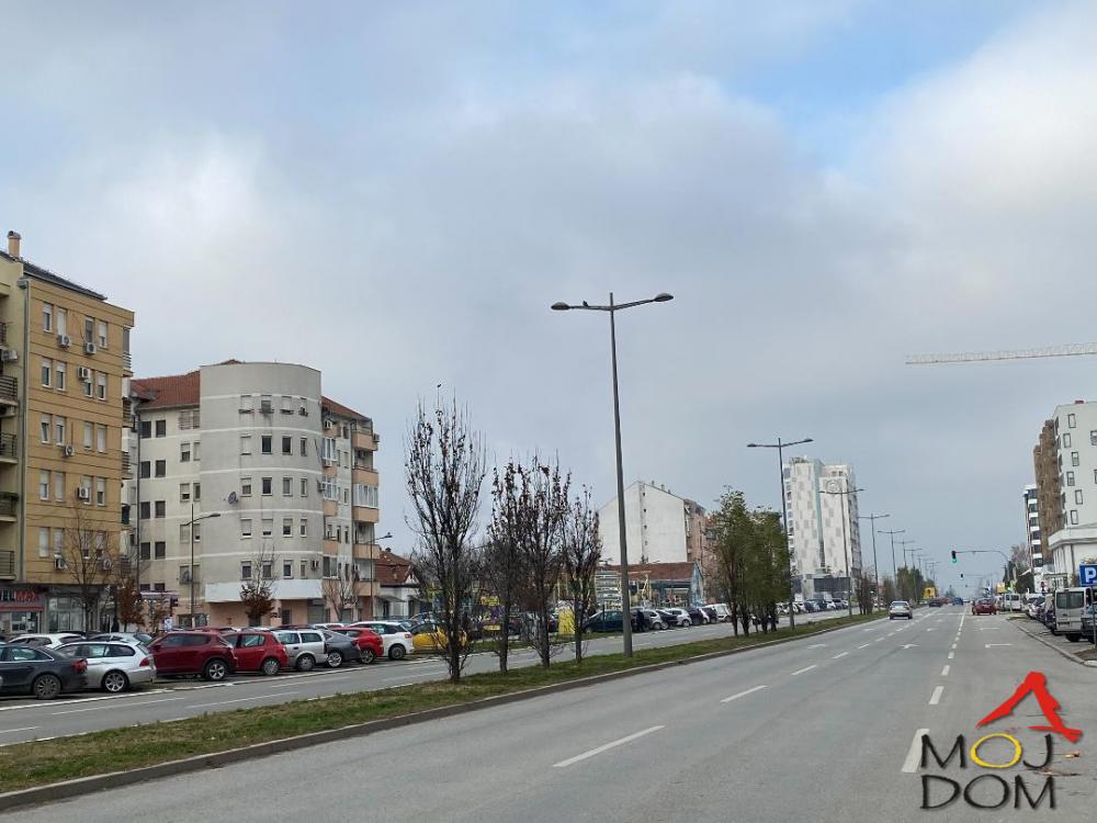 Slika 4 - Stan,NOVI SAD,TELEP,kv: 104, € 290000, ID: 1031426