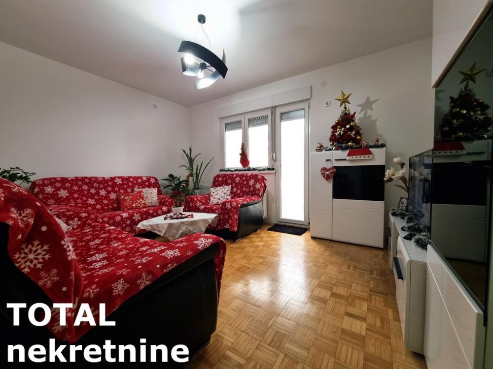 Slika 4 - Stan,NOVI SAD,STANICA,kv: 54.00, € 167000, ID: 1102022