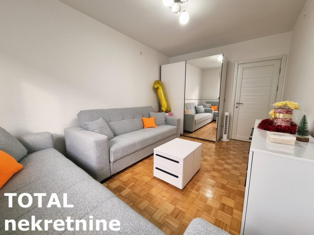 Slika 2 - Stan,NOVI SAD,STANICA,kv: 54.00, € 167000, ID: 1102022