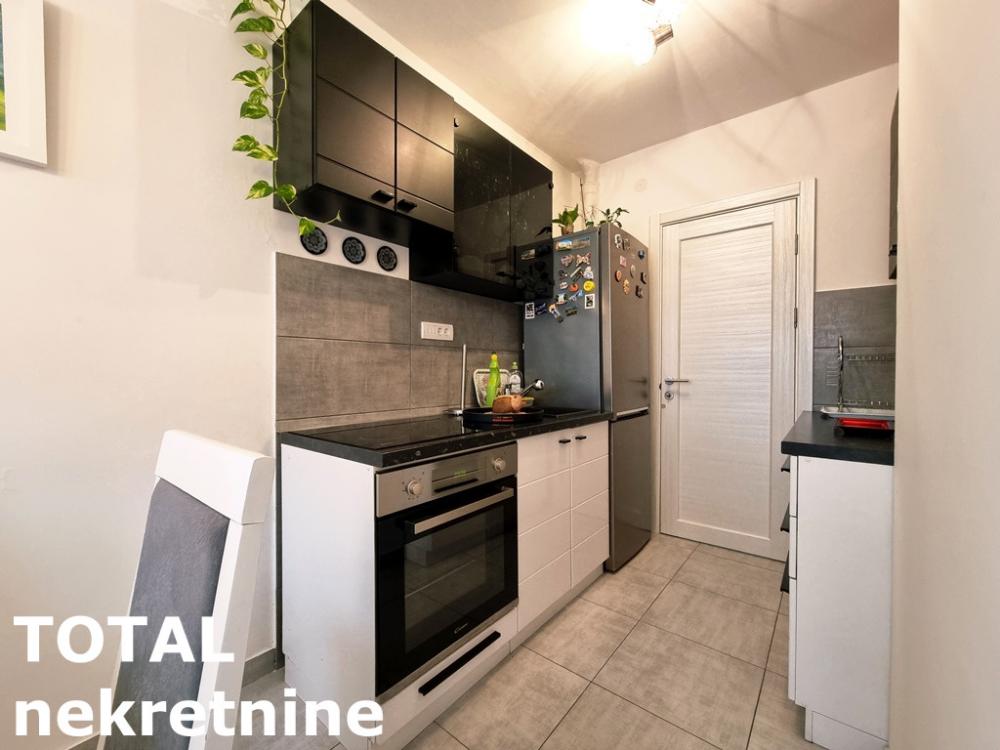 Slika 10 - Stan,NOVI SAD,STANICA,kv: 54.00, € 167000, ID: 1102022