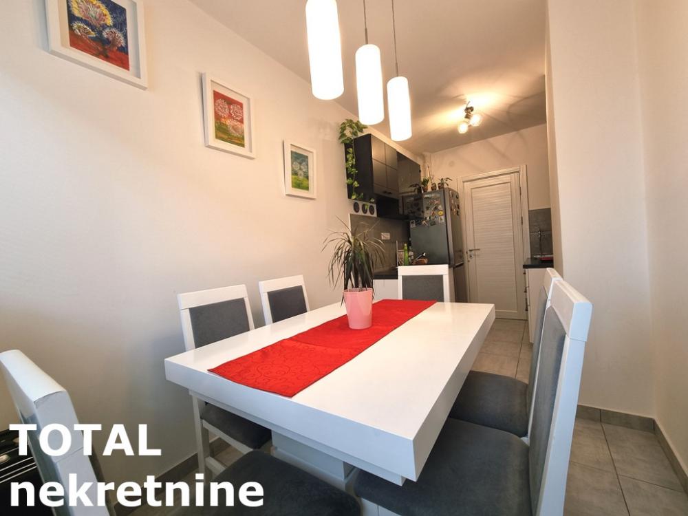 Slika 8 - Stan,NOVI SAD,STANICA,kv: 54.00, € 167000, ID: 1102022