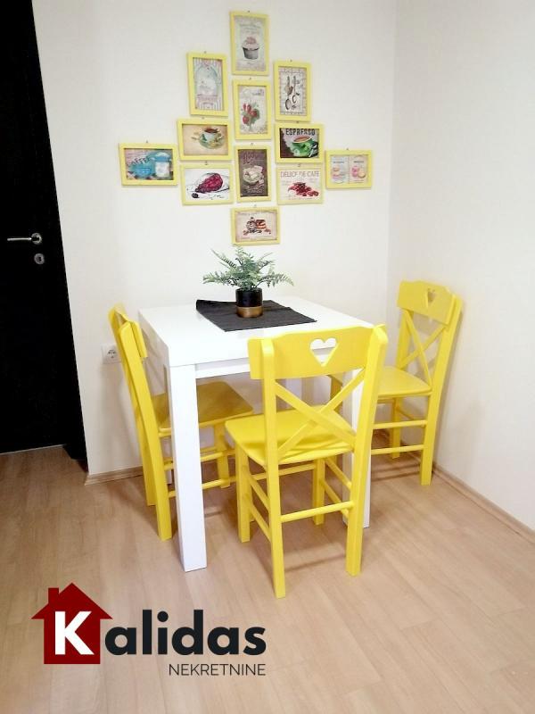 Slika 5 - Stan,NOVI SAD,CENTAR,kv: 37, € 123600, ID: 1008439