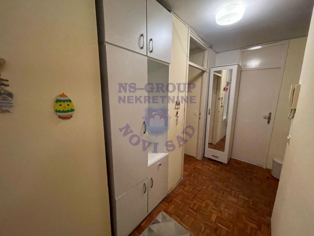 Slika 0 - Predstavljamo vam odličan dvoiposoban stan na Novom Naselju!