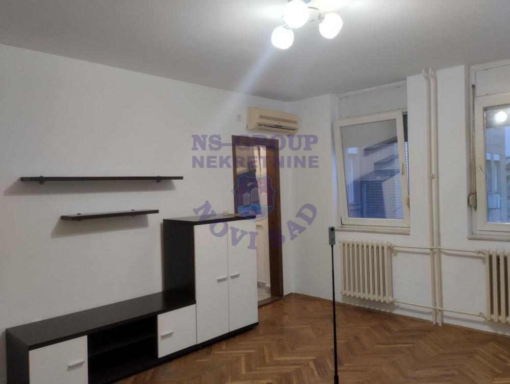 Glavna slika -561536-Nudimo vam jednosoban stan na Novoj Detelinari