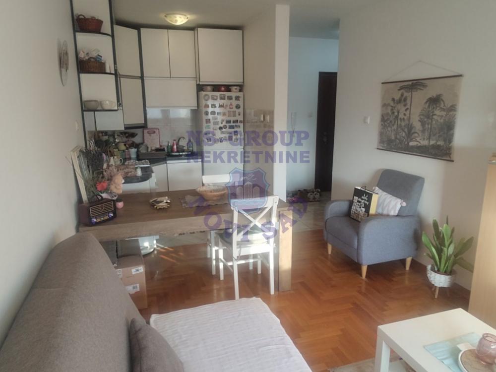 Slika 3 - Odličan dvoiposoban stan na Bulevaru patrijarha Pavla!