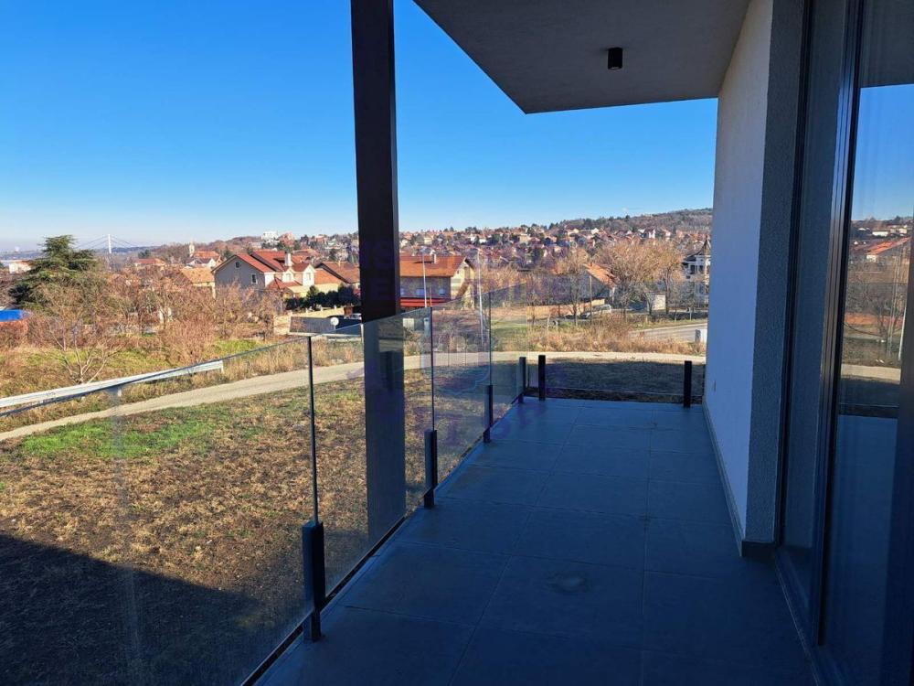 Slika 6 - Četvorosoban, 151m2, Sremska Kamenica Novi Sad, sa terasom, sa parkingom