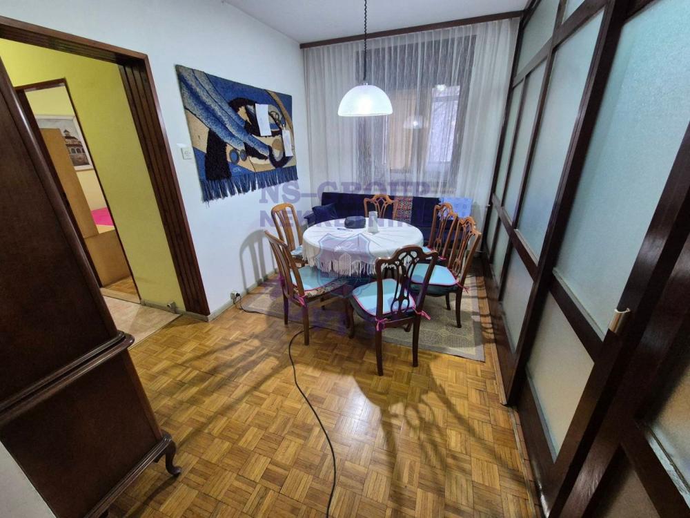 Slika 2 - Stan odličnog rasporeda na prodaju!