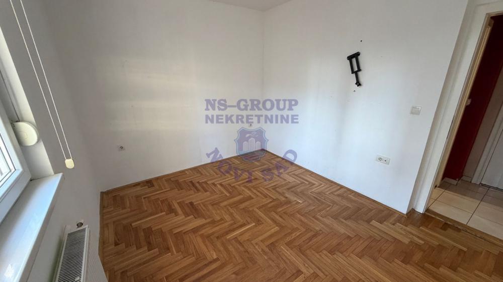 Slika 2 - Prodaje se stan na Bulevaru Evrope!