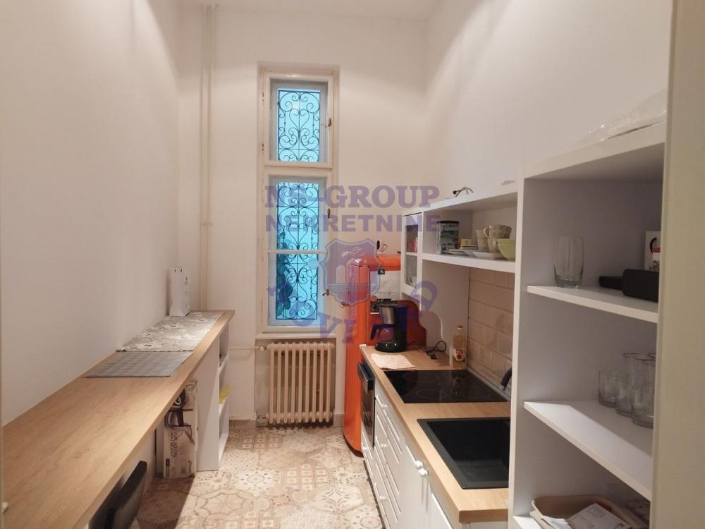 Slika 8 - Trosoban, 95m2, ima lift