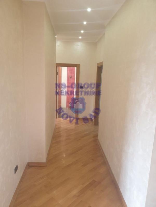 Slika 1 - Odlican stan u centru grada!