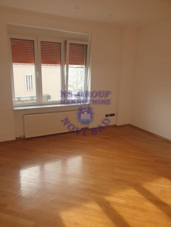 Slika 3 - Odlican stan u centru grada!