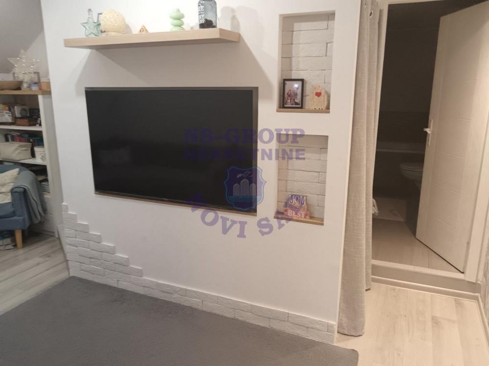 Slika 3 - Prodaje se stan na Satelitu!