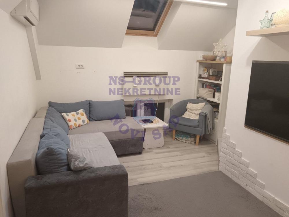 Glavna slika -Prodaje se stan na Satelitu!