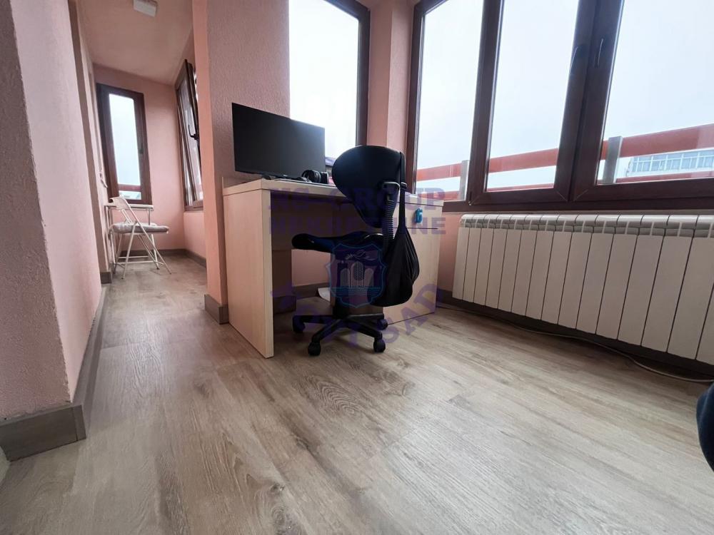 Slika 6 - Na prodaju stan na Bulevaru!