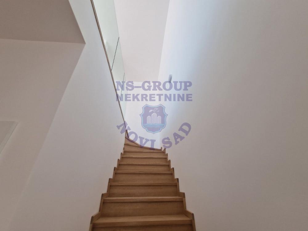 Glavna slika -Prodaje se petosoban stan