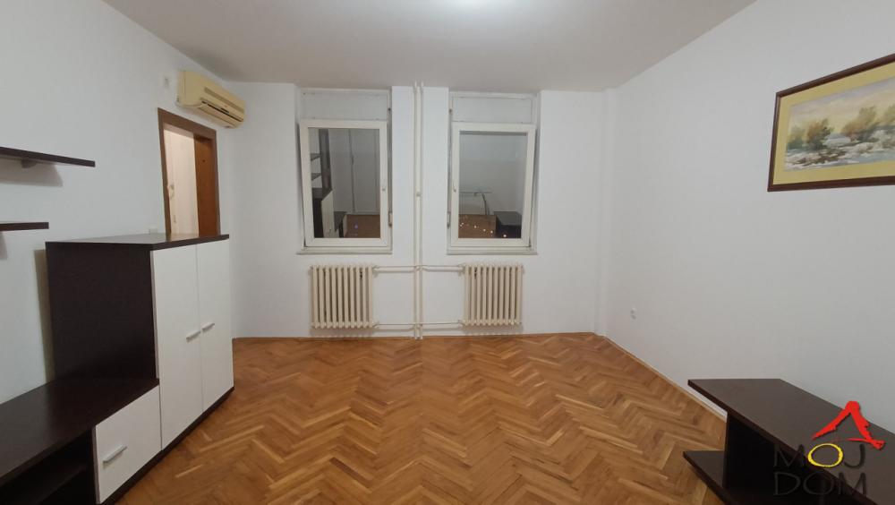 Slika 1 - Stan,NOVI SAD,NOVA DETELINARA,kv: 29, € 103000, ID: 1031552