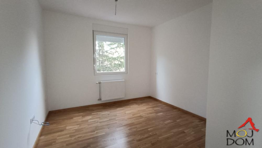 Slika 4 - Stan,NOVI SAD,ADICE,kv: 89, € 169950, ID: 1031439