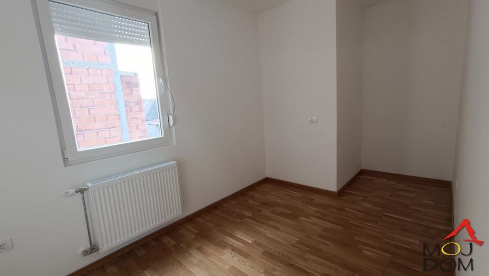 Slika 7 - Stan,NOVI SAD,ADICE,kv: 89, € 169950, ID: 1031439