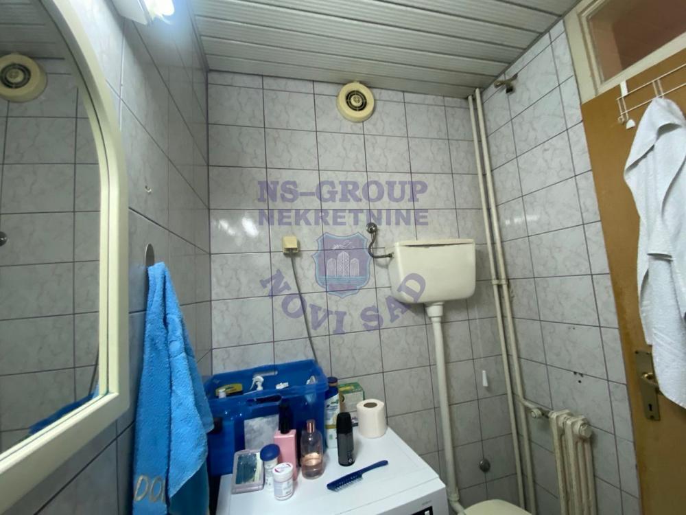 Slika 8 - Dvosoban, 45m2, Novi Sad centar Novi Sad, sa terasom, ima lift