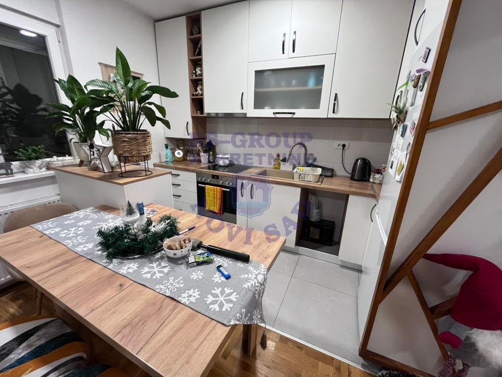 Slika 2 - Troiposoban, 73m2, Klisa Novi Sad, sa terasom