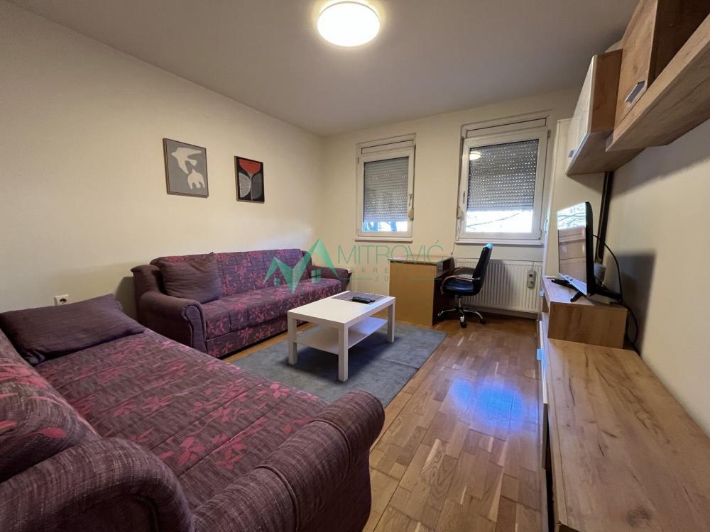 Slika 2 - Odličan jednoiposoban stan na Grbavici-izuzetna lokacija 