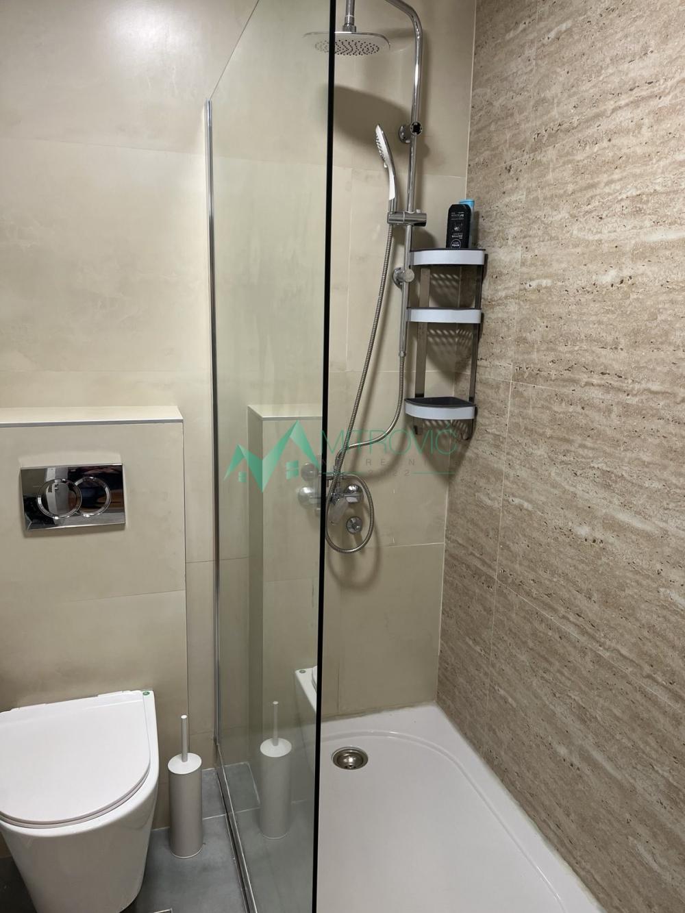 Slika 10 - Odličan jednoiposoban stan na Grbavici-izuzetna lokacija 