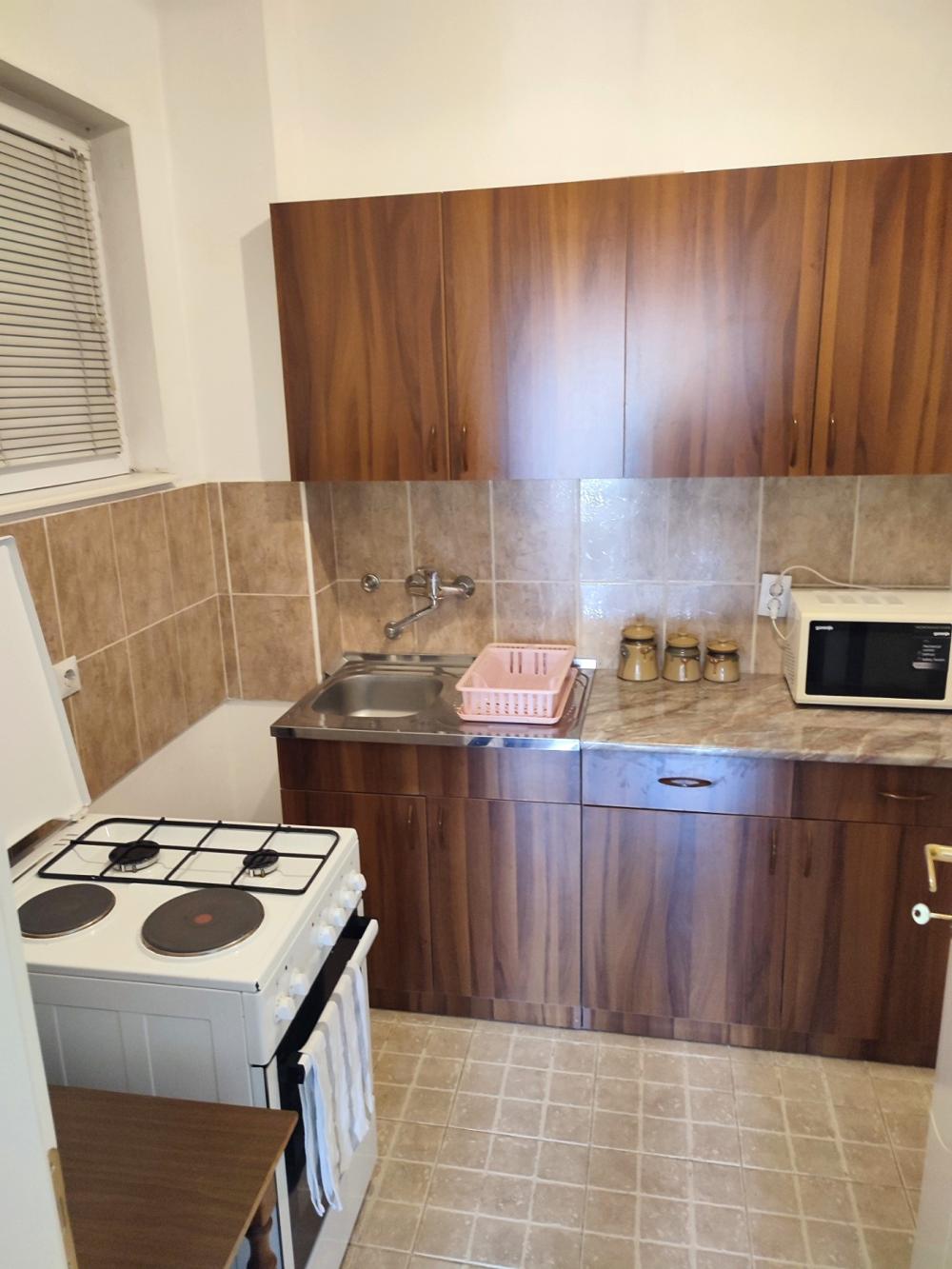 Slika 3 - Stan,NOVI SAD,NOVA DETELINARA,kv: 46, € 114000, ID: 1019214