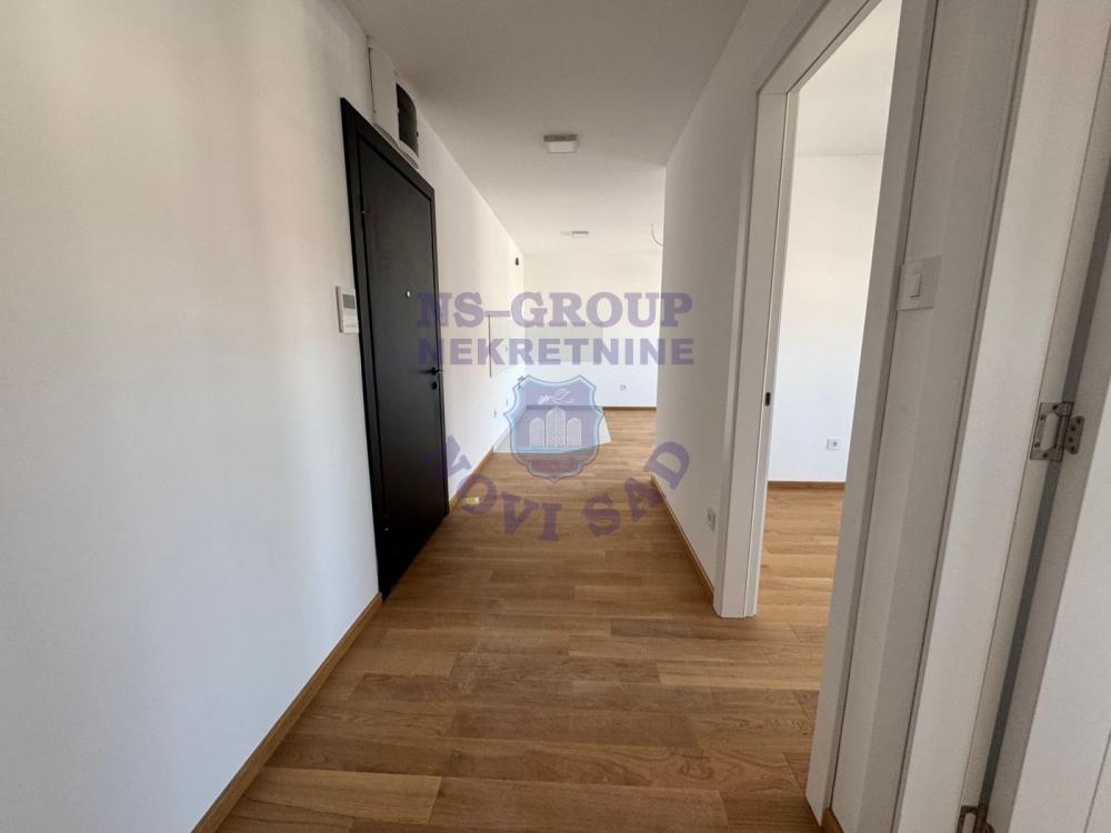 Slika 1 - Prodaja stana, 59m2, Nova Detelinara Novi Sad, sa terasom, ima lift