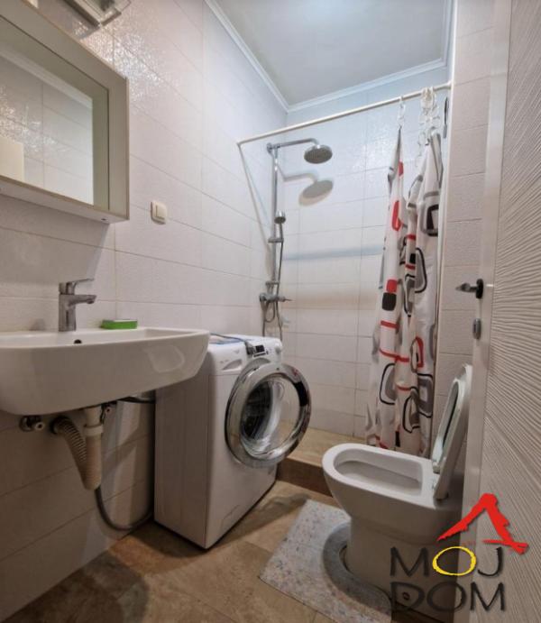 Slika 5 - Stan,NOVI SAD,CENTAR,kv: 24, € 82300, ID: 1031629