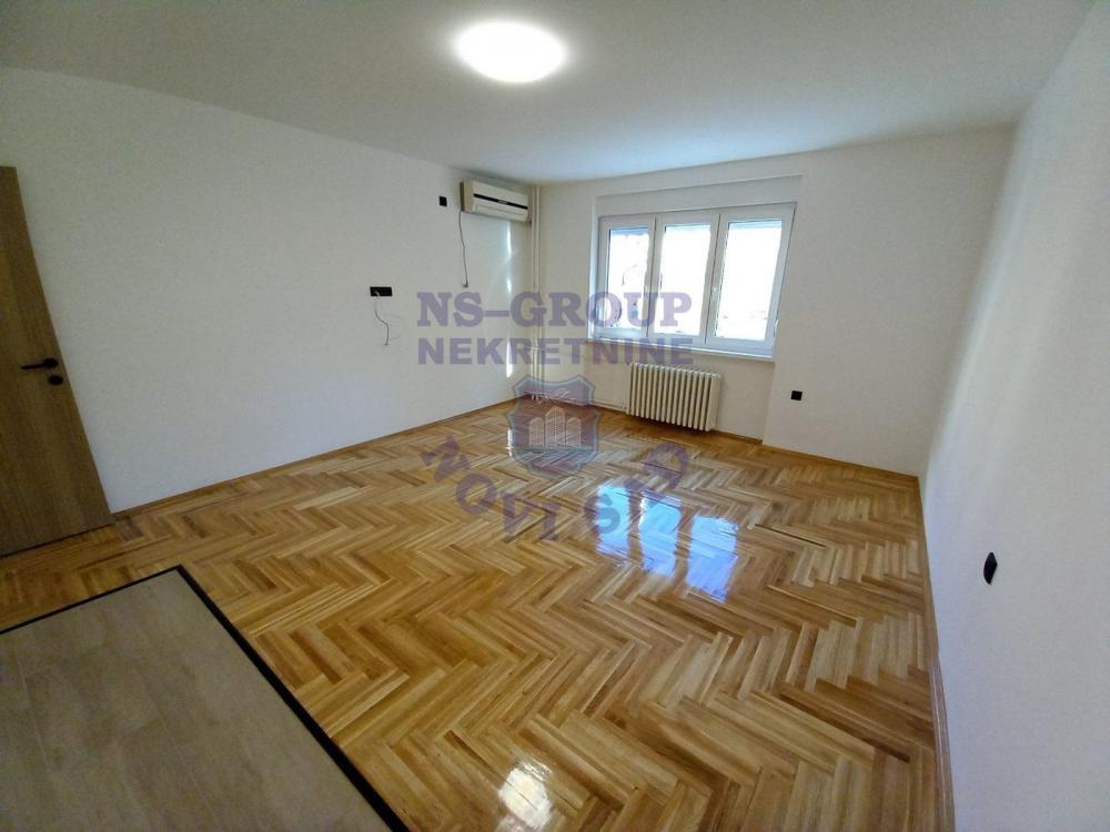 Slika 2 - Trosoban kod Ž. Stanice!