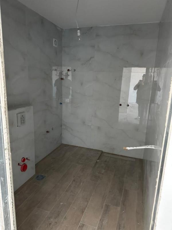 Slika 4 - Dvoiposoban 60m Novi Sad Mišeluk, kod Kovid bolnice preduseljenjem