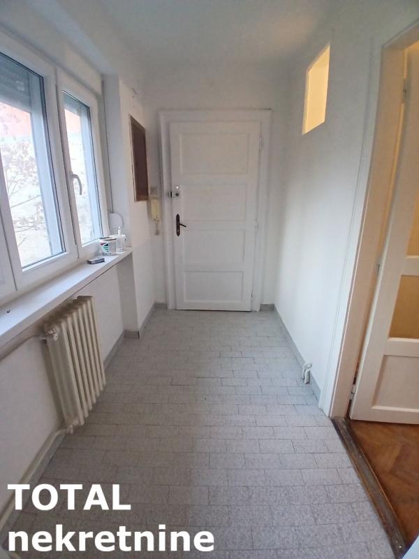 Slika 8 - Stan,NOVI SAD,CENTAR,kv: 77.00, € 234000, ID: 1101912