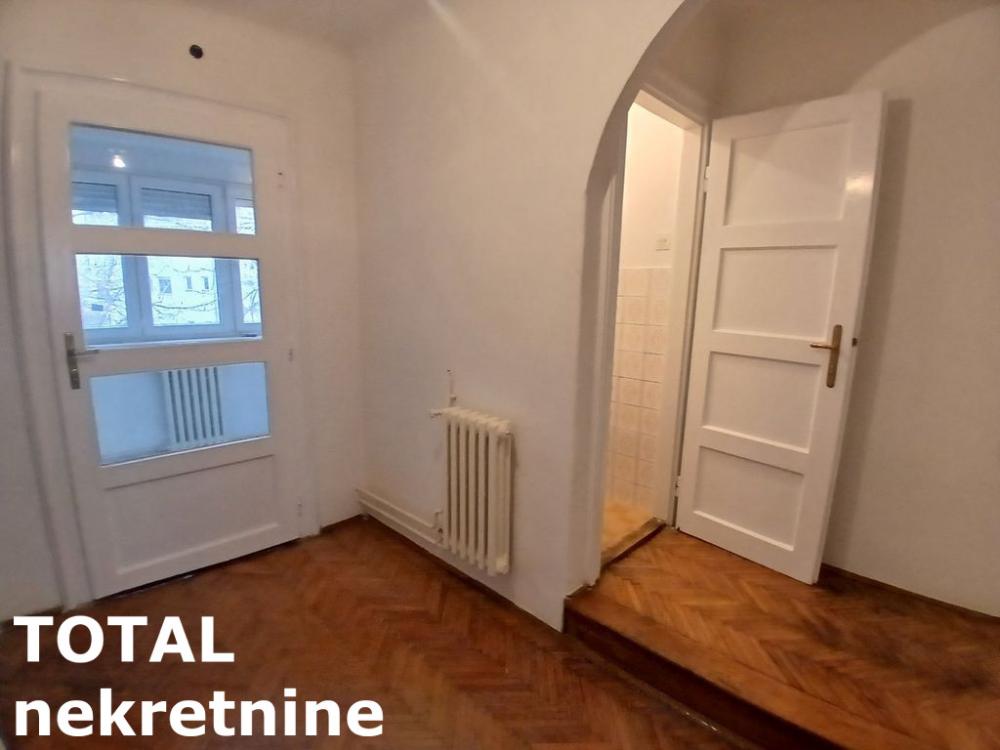 Slika 7 - Stan,NOVI SAD,CENTAR,kv: 77.00, € 234000, ID: 1101912