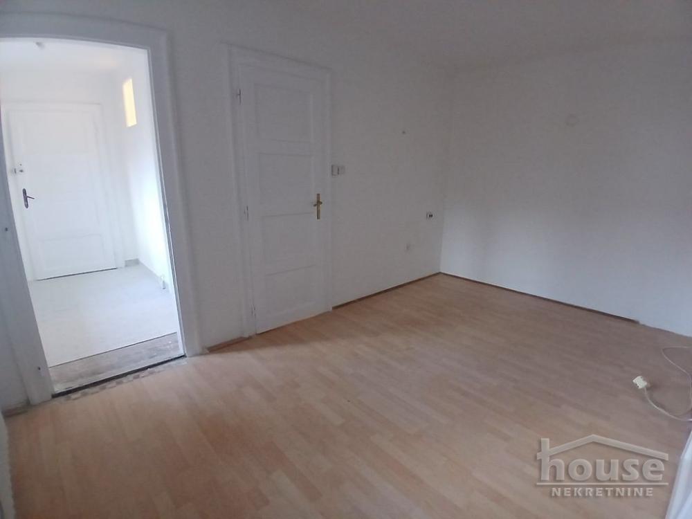 Slika 10 - Stan,NOVI SAD,CENTAR,kv: 77.00, € 234000, ID: 1065064