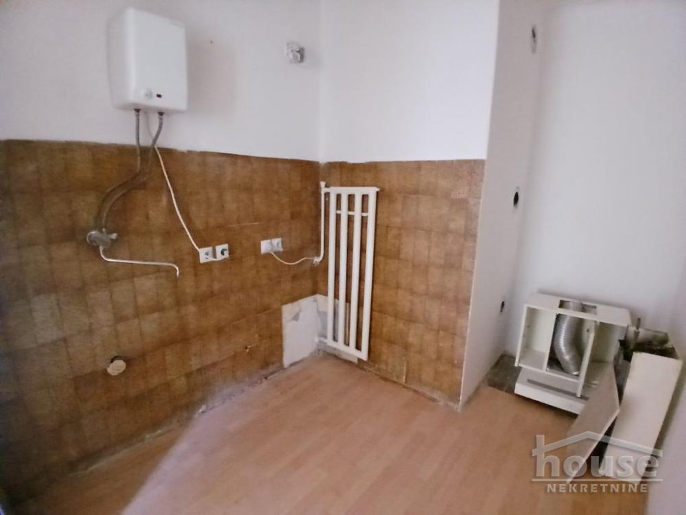 Slika 11 - Stan,NOVI SAD,CENTAR,kv: 77.00, € 234000, ID: 1065064