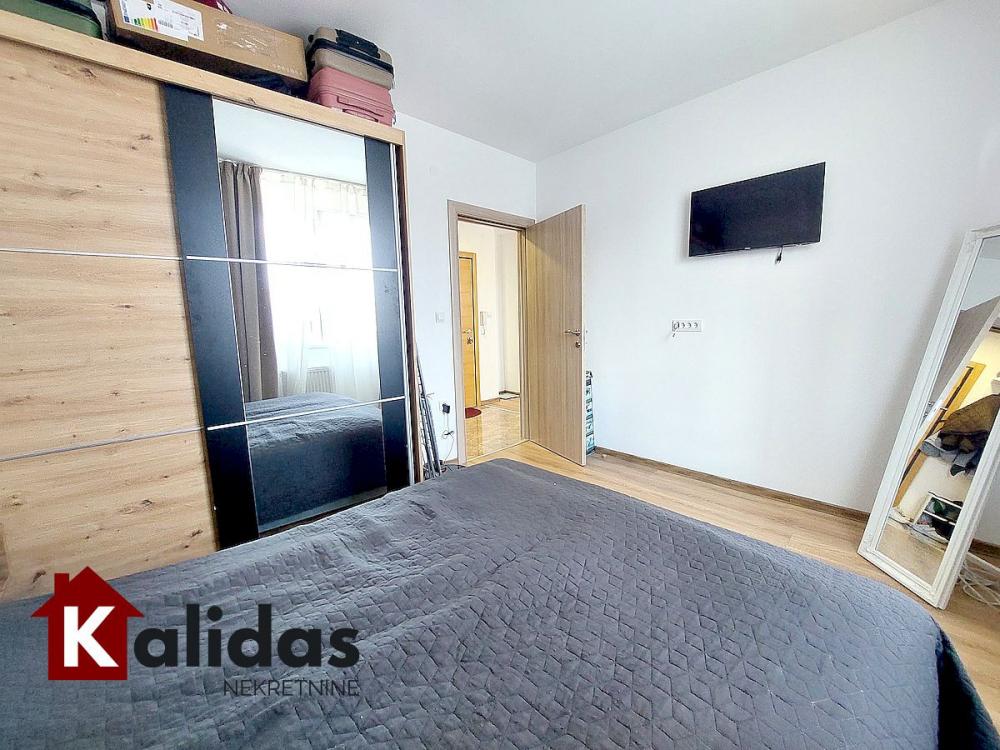 Slika 11 - Stan,NOVI SAD,CENTAR,kv: 46, € 164800, ID: 1008443